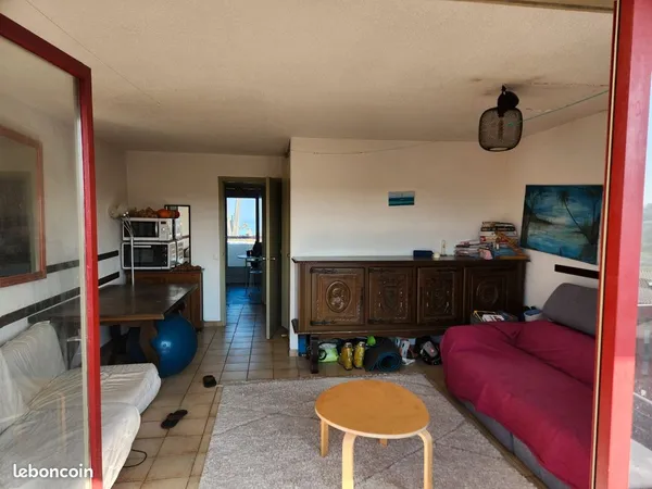 Chambre en colocation à l'année à Parlementia