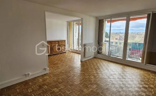 Appartement 4 pièces 77 m²