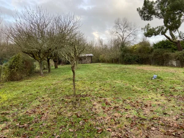 Terrain 1500 m²