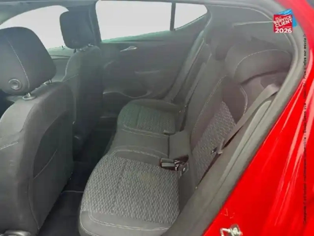 Opel Astra 1.6 d 136ch innovation automatique — photo 11