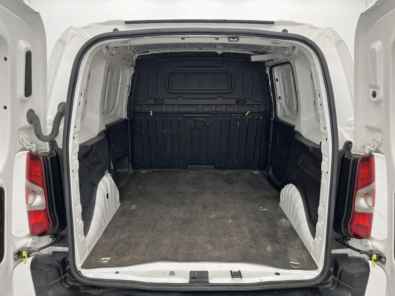 Peugeot Partner fourgon standard 1000 kg bluehdi 100 s&s bvm5 prem — photo 14