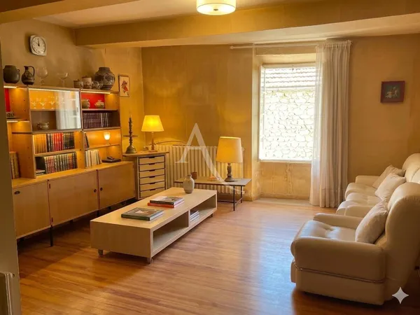 MAISON DE VILLAGE 100m2 À TRÈS FORT POTENTIEL ESTOUBLON