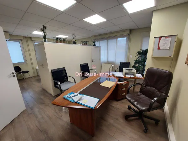 Bureaux 110 m²