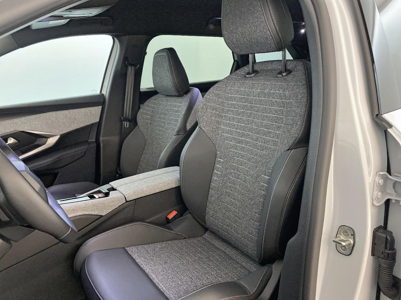 Peugeot 5008 hybrid 145 ch e-dcs6 allure — photo 9