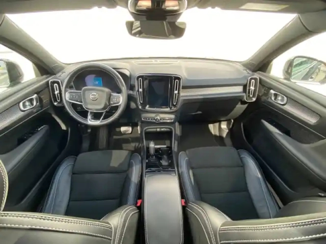 Volvo Xc40 p8 awd 408ch r-design edt — photo 5