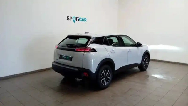 Peugeot 2008 100 s&amp;s bvm6 — photo 12
