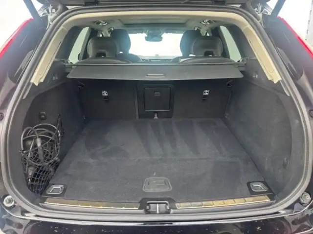 Volvo Xc60 t6 hybride rechargeable 253 + 145ch ultra style dark geartronic 8 awd — photo 10