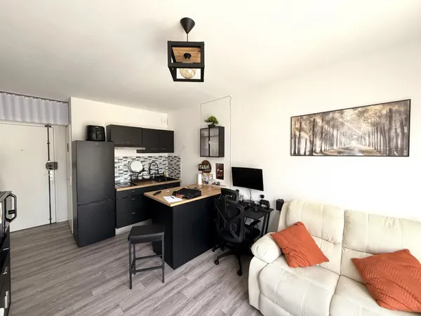 A vendre, à Nice, quartier de Pasteur, 2P