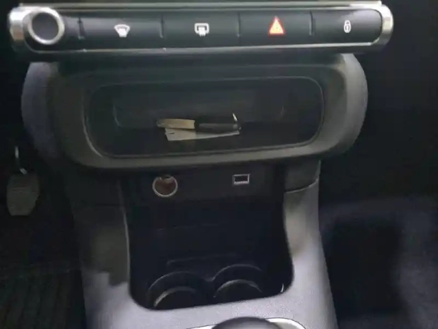 Citroën C3 puretech 83 s&amp;s bvm5 — photo 24