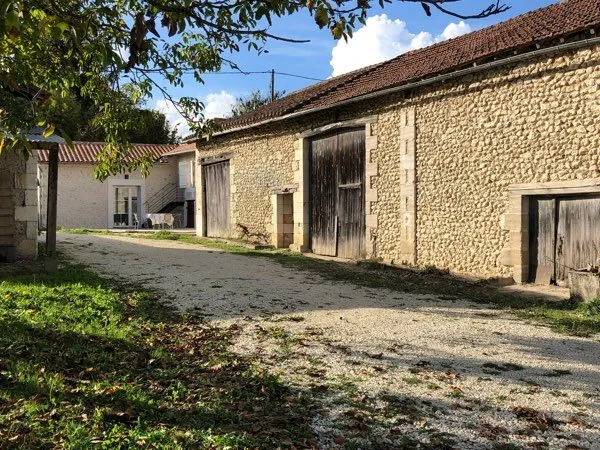 Maison pierres 2 chambres tout confort