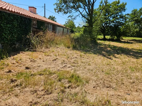 Corps de ferme de caractère 416m² sur 2,6 Hectares avec étang - Machecoul