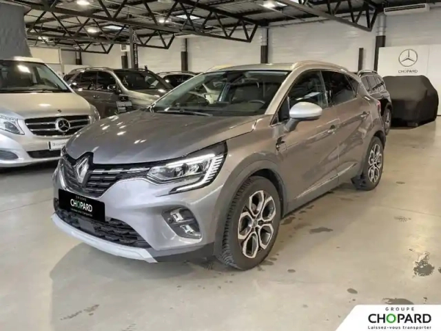 Renault Captur blue dci 115 edc — photo 104