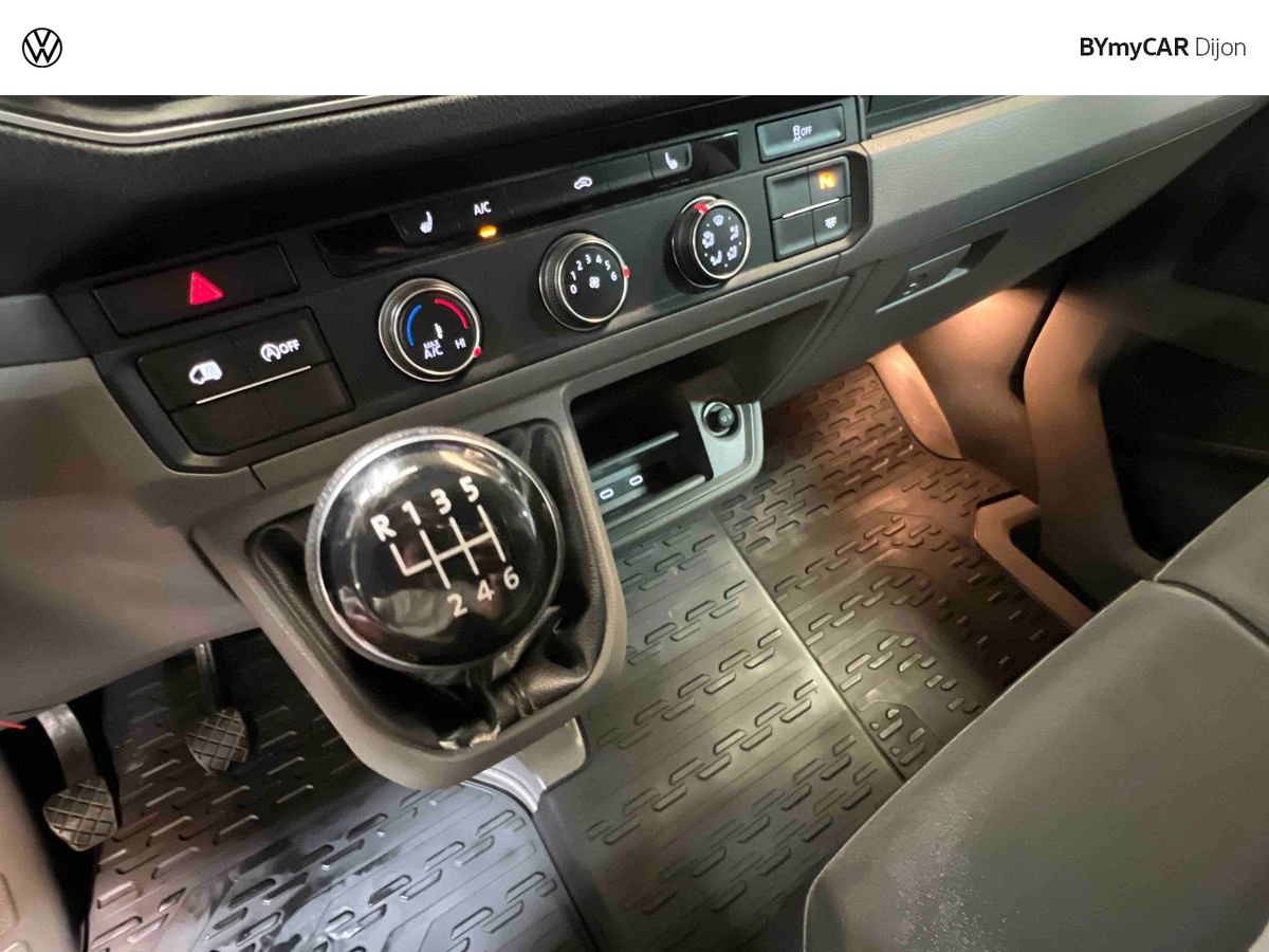 Volkswagen Utilitaires CRAFTER VAN 35 L4H3 2.0 TDI 177 CH CAMION ATELIER — photo 22