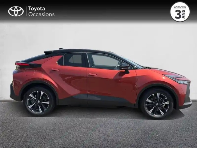 Toyota C-Hr 2.0 hybride rechargeable 225ch graphic my26  véhicule neuf — photo 6