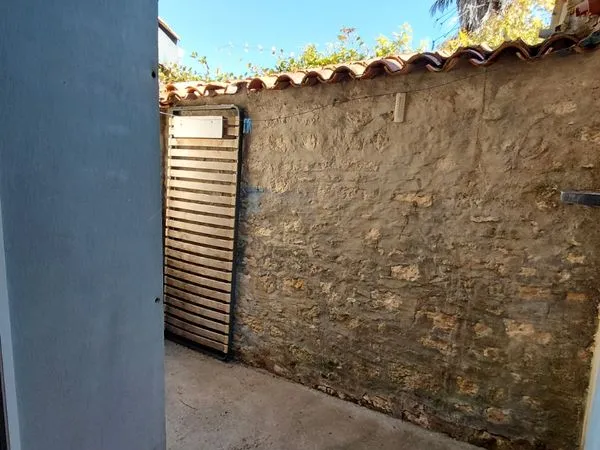 Loue charmante maison de ville sur Fontenay le Comte