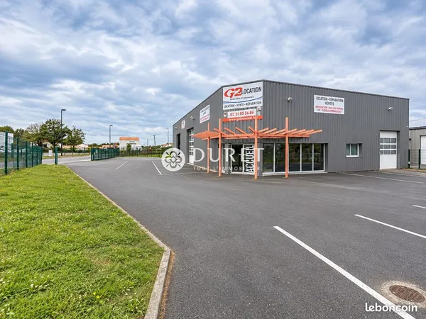 Local 590 m² Aizenay