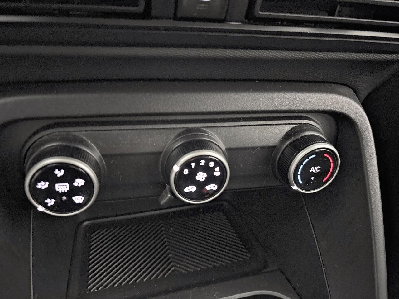 Citroën C3 turbo 100 ch manuelle plus — photo 23