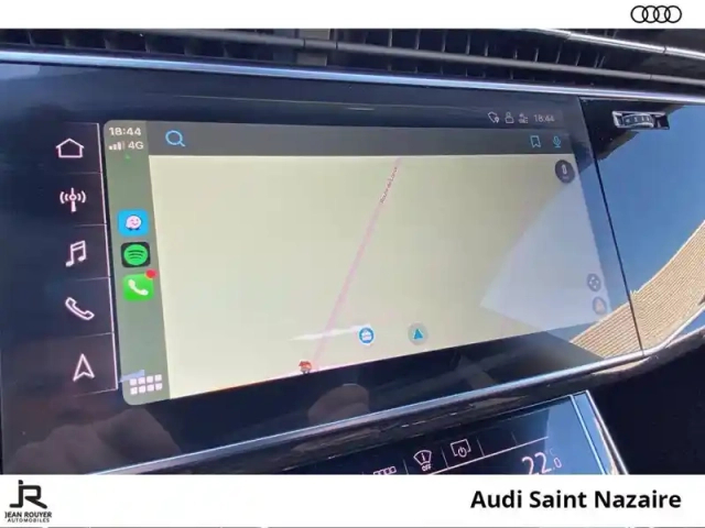 Audi Q8 55 tfsi e 381 tiptronic 8 quattro — photo 33