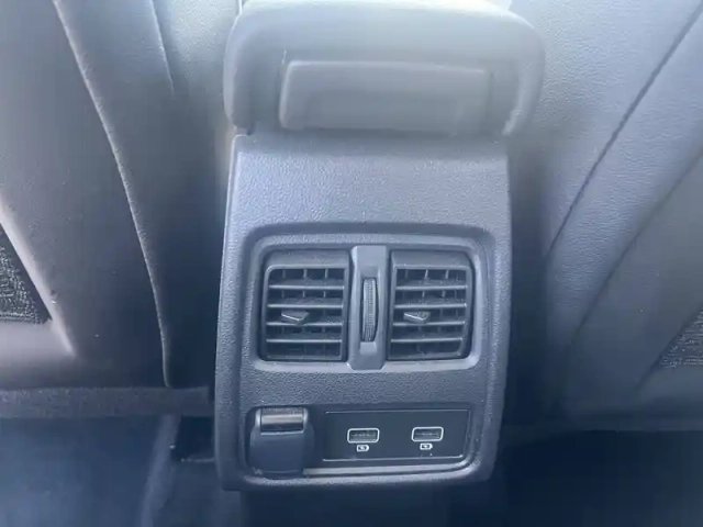 Renault Captur tce 90 — photo 23