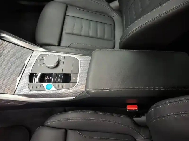 Bmw I4 edrive40 — photo 22