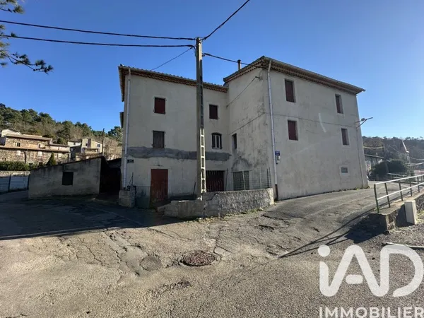 Immeuble de rapport 468 m²