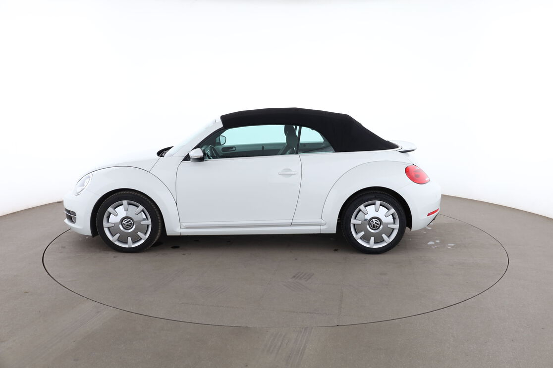 Volkswagen Beetle Cabriolet 2.0 TDI BlueMotion Tech Couture DSG6 — photo 2