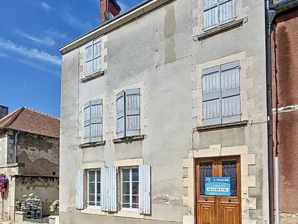 Maison 10 pièces 270 m²