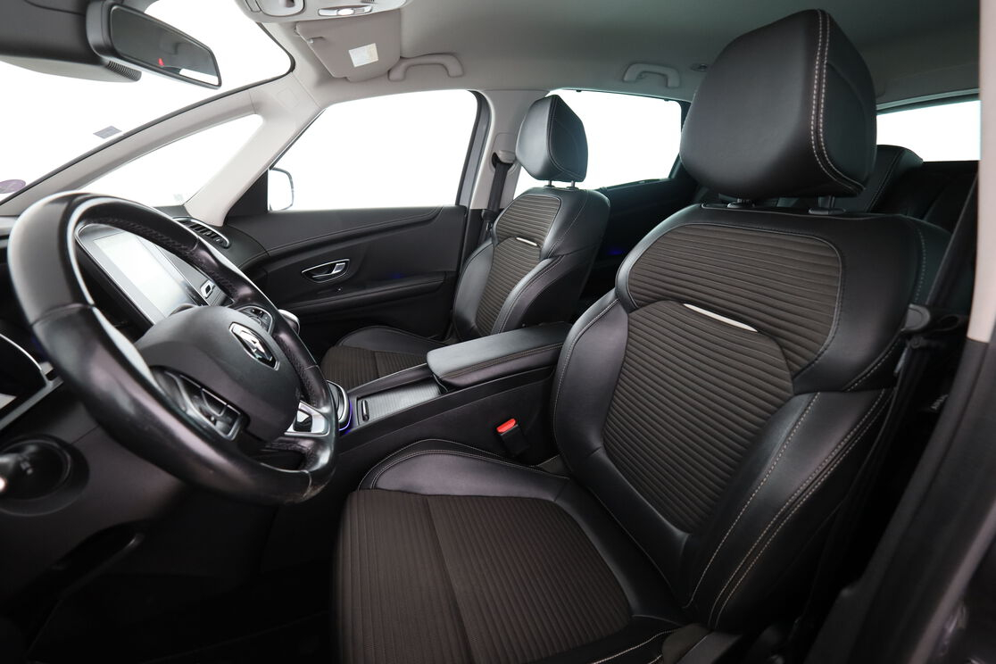 Renault Scenic 1.3 TCe Energy Intens EDC — photo 9