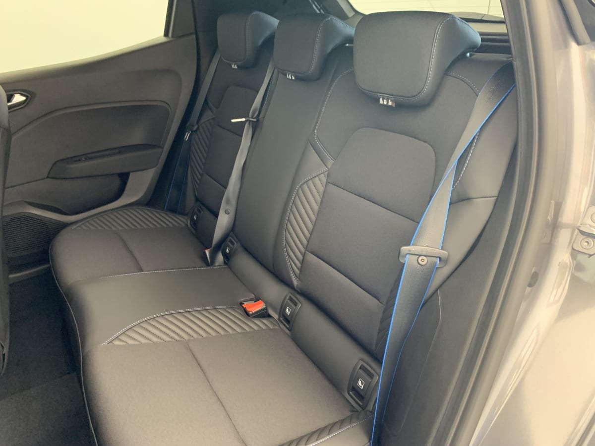 Renault Clio 5 — photo 21