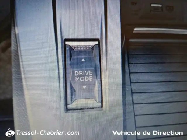 Peugeot 308 hybrid 145 e-dcs6 — photo 10