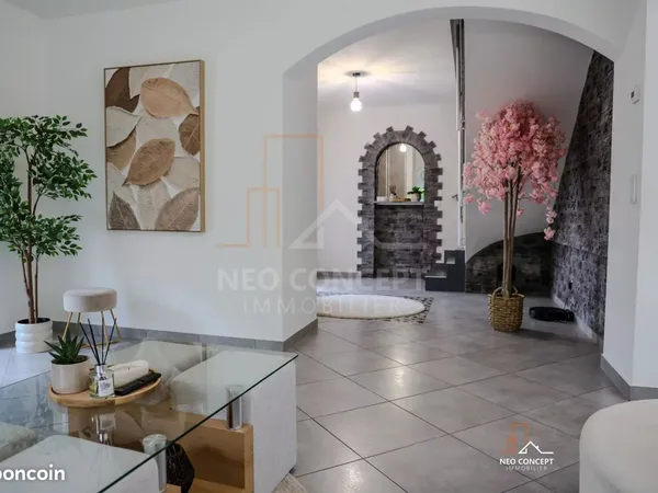 Maison 5 pièces 104 m²
