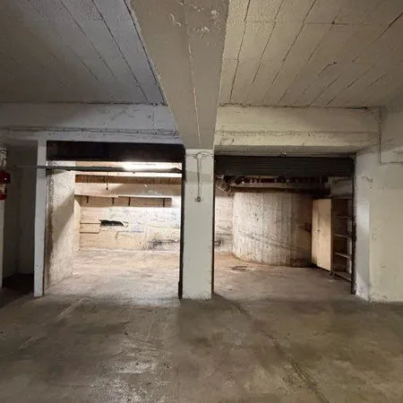 Garage double à vendre