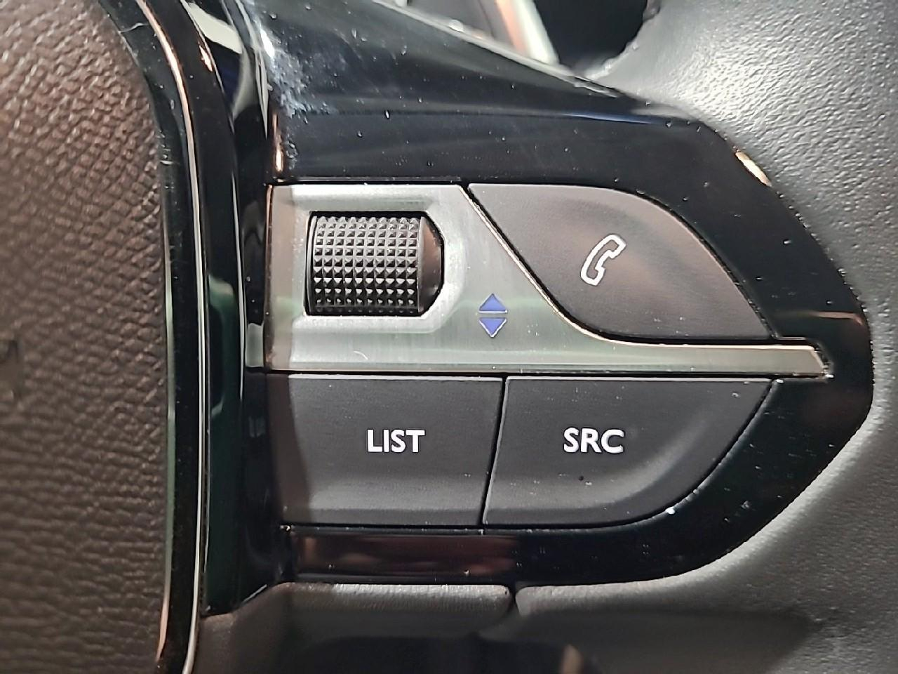 Peugeot 208 hybrid 100 e-dcs6 allure — photo 22