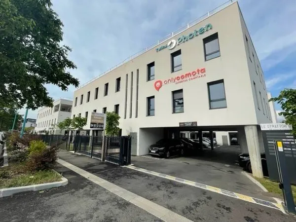 Bureaux 124 m²