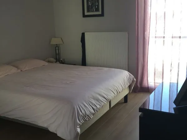 Reims T3 BBC de 71m2avec loggia ascenseur et garage fermé en option a louer séparement
