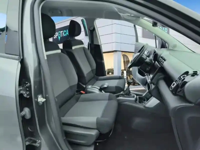 Citroën C3 Aircross puretech 110 s&amp;s bvm6 shine — photo 9