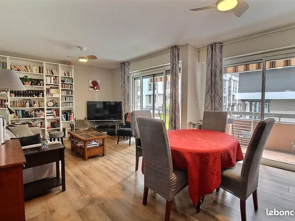 Appartement 3 pièces 82 m²