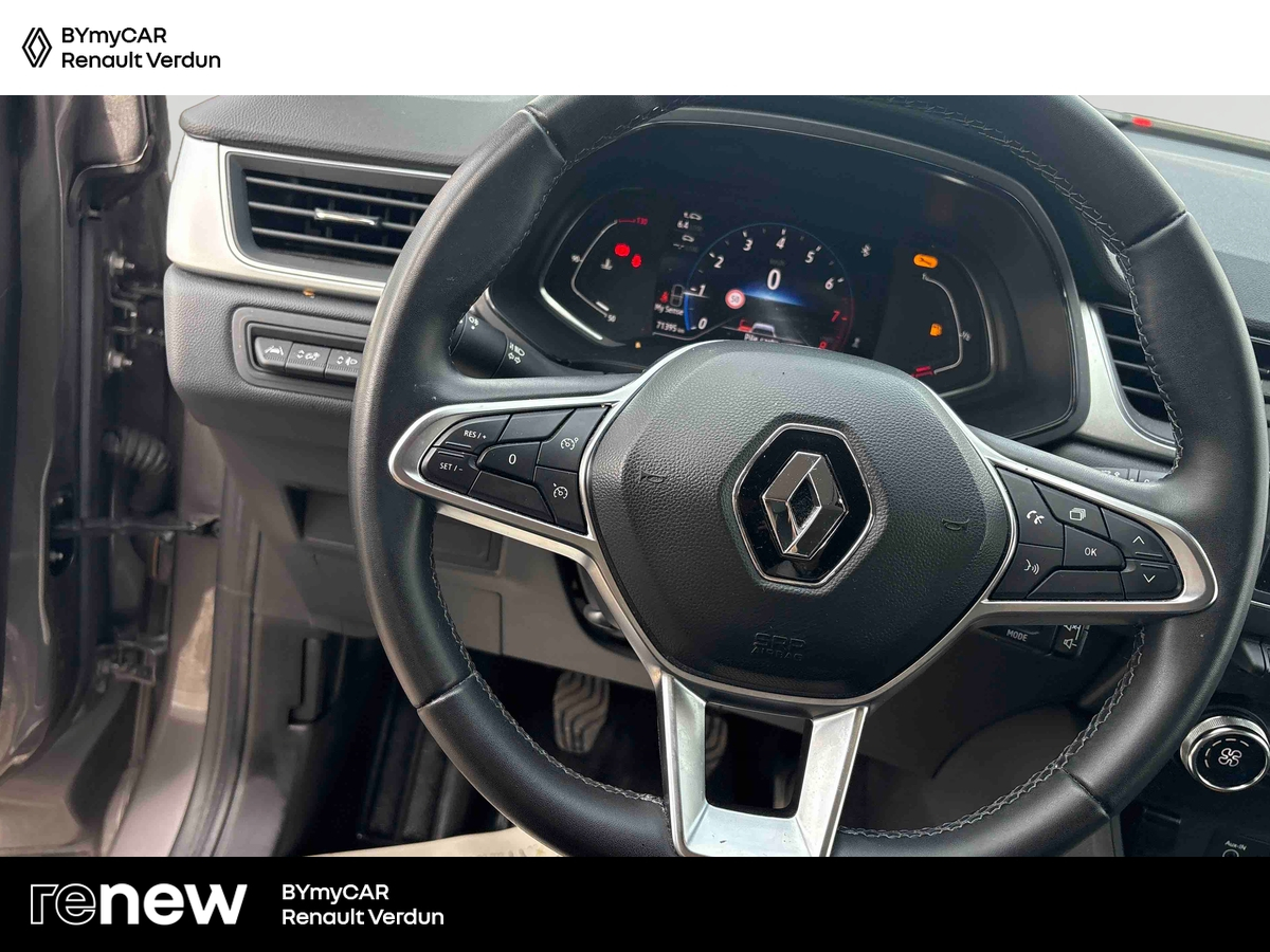 Renault Captur mild hybrid 140 — photo 10