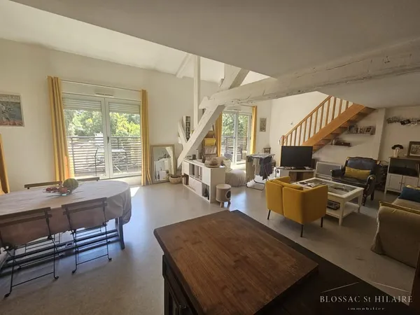 Poitiers centre-ville, appartement T4, 92 m2 avec deux place