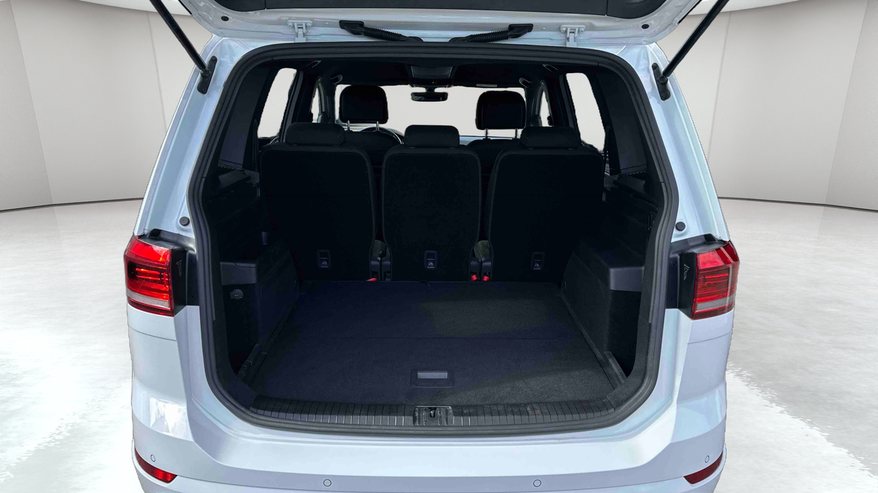 Volkswagen Touran 1.5 TSI EVO 150 DSG7 5pl — photo 13