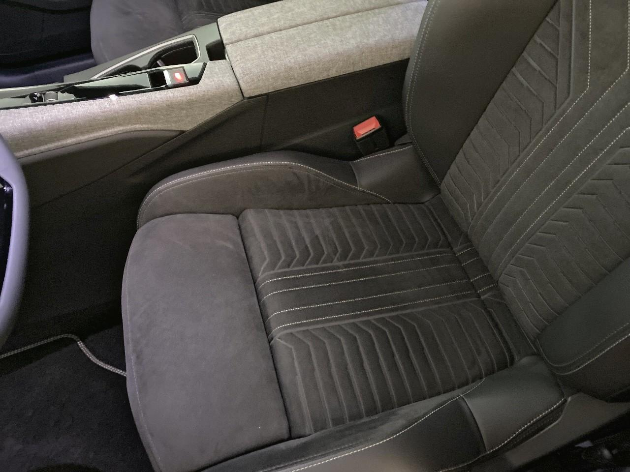 Peugeot 3008 hybrid 145 e-dcs6 gt — photo 9