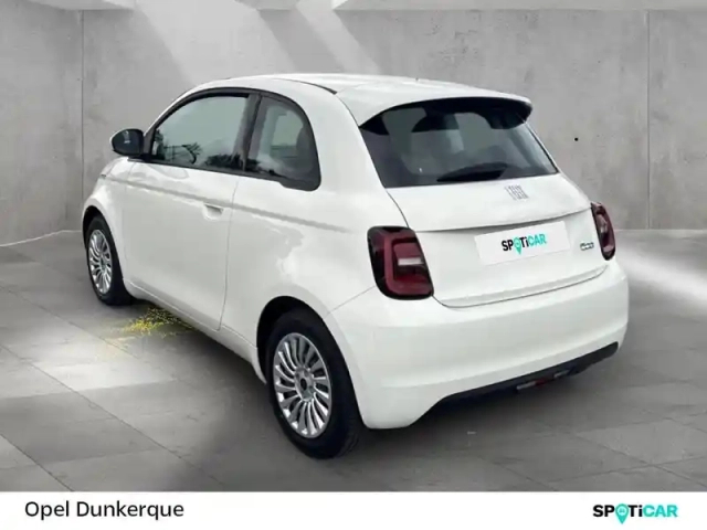 Fiat 500 e 95ch action — photo 3