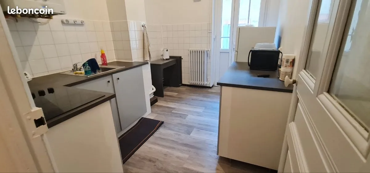 Photo 1