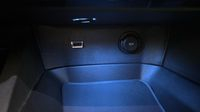 Peugeot 3008 HYBRID4 300ch Allure Pack e-EAT8 — photo 30