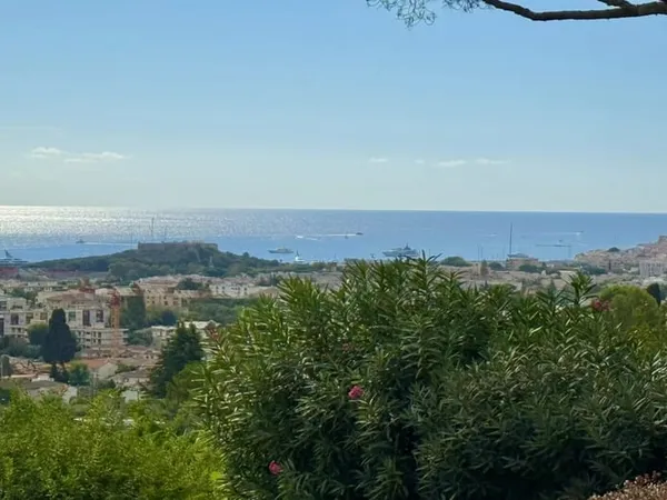 Vente propriété avec vue mer sur plus de 4 250 m² - Antibes