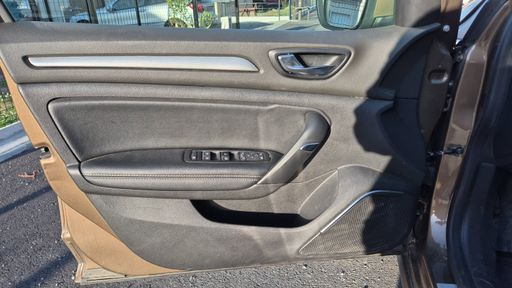 Renault Megane 1.2 TCe 130 EDC7 - Intens – 2017 – 123966 km – Essence – Boîte Automatique — photo 26