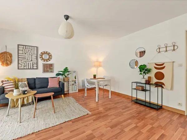 BORDEROUGE - Appartement T2 avec terrasse & parking