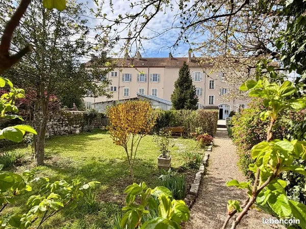Appartement 4 pièces 104 m²