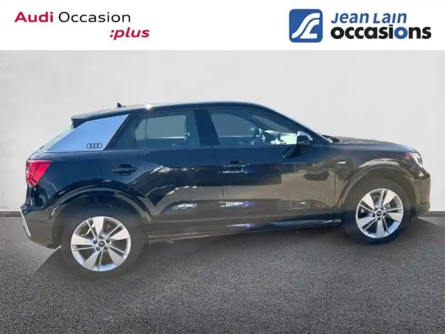 Audi Q2 35 tfsi 150 s tronic 7 — photo 4