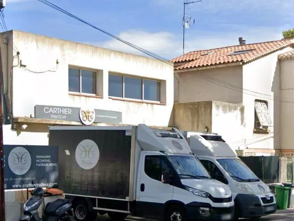 Laboratoire traiteur 200m2 env / alimentaire / cuisine pro